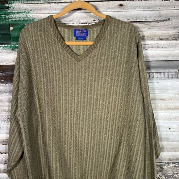 Pendleton Sweater - Picture 5 of 7